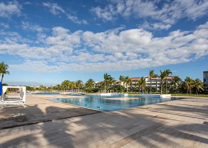 Casa Cielo Ocean View Penthouse Apartment